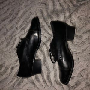 true vintage black loafers
